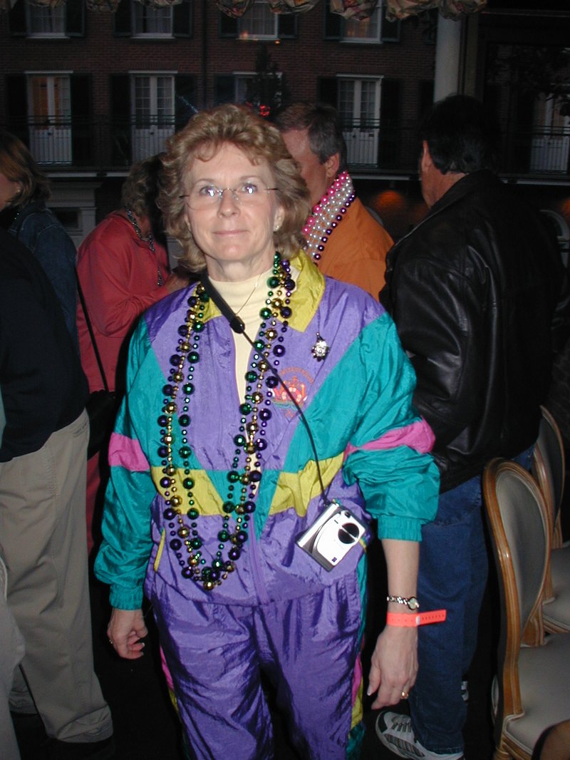 2003-02-27_18-49-19-Balcony-Janeen.JPG