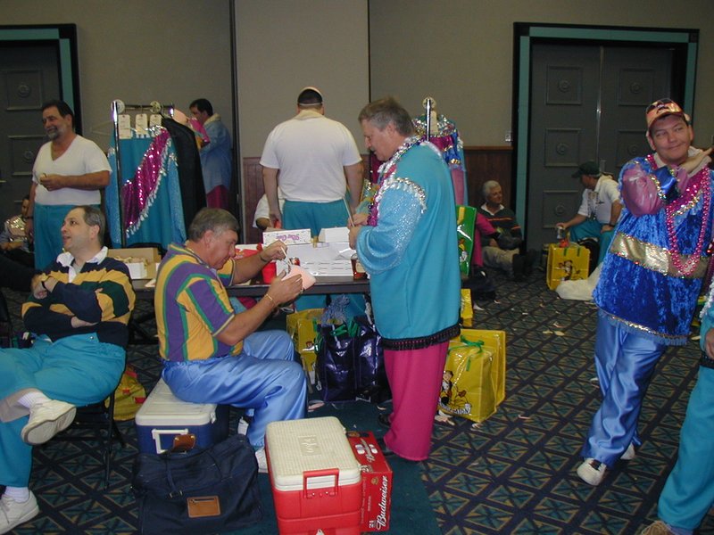 2003-03-01_13-14-12-Parade-dressing-room-Randy-Jim-masks-Rob.JPG