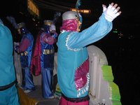 2003-03-02_00-24-45-Parade-in-Superdome-Jim-Randy.JPG