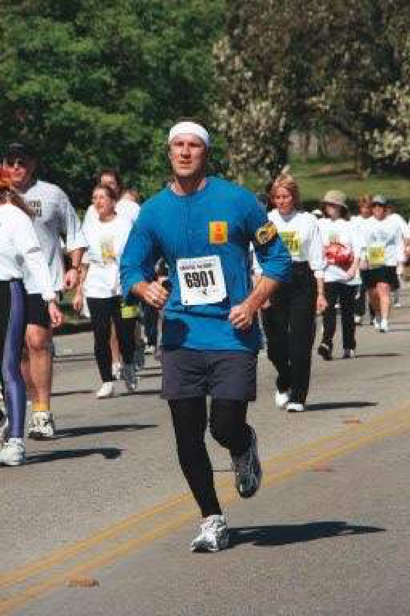 2003-03-30-Capitol-10k-Travis-3.jpg