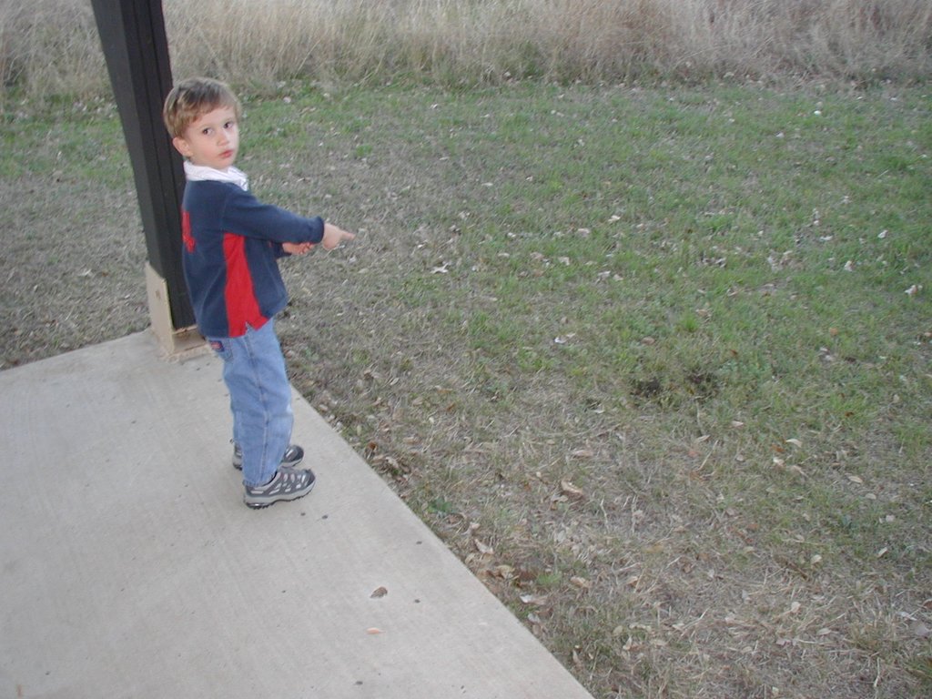 2003/04(April)/Camping/1024x768_2003-03-21-Camping-Lake-Georgetown-2-Chance.JPG
