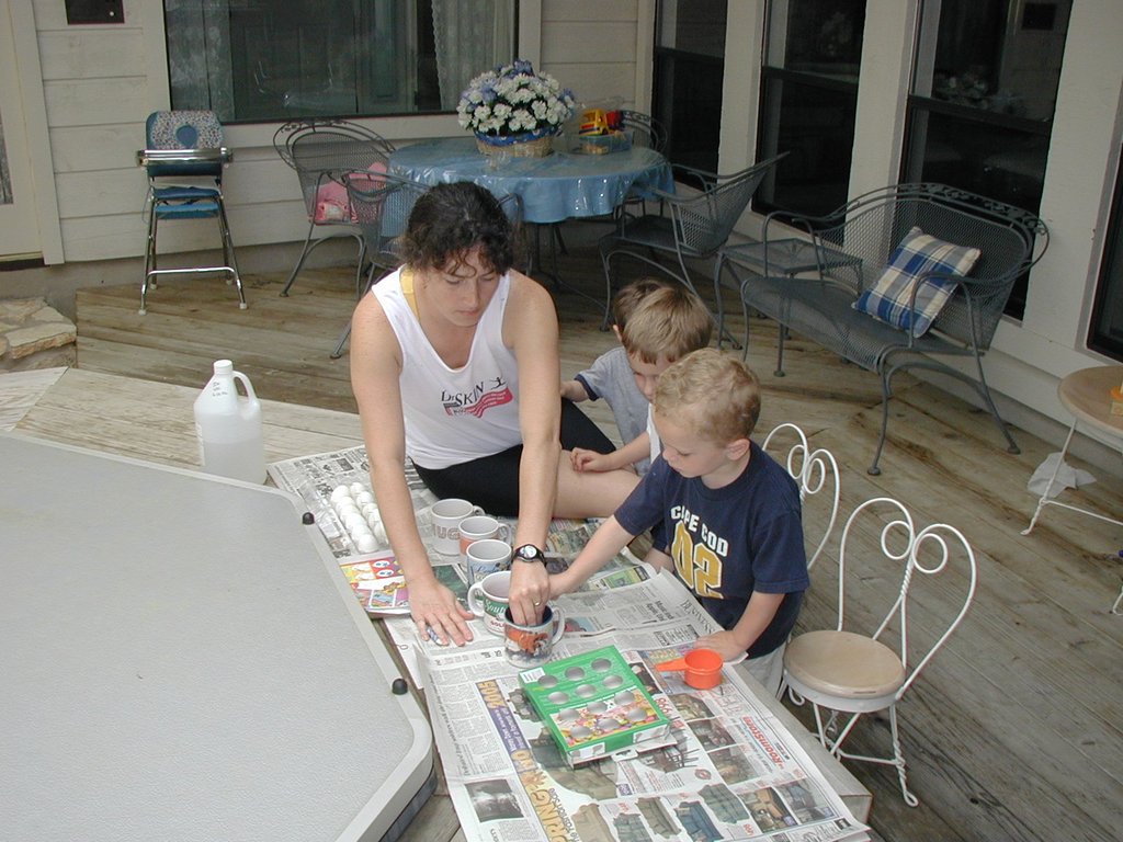 2003-04-13-Easter-09-dye-eggs-Chance-Dax-Suzi-Vale.JPG
