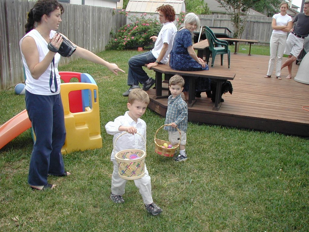 2003-04-20-Easter-day-33-home-hunt-Chance-Dax-Mark-Susana-Heather-Josh-Scout.JPG