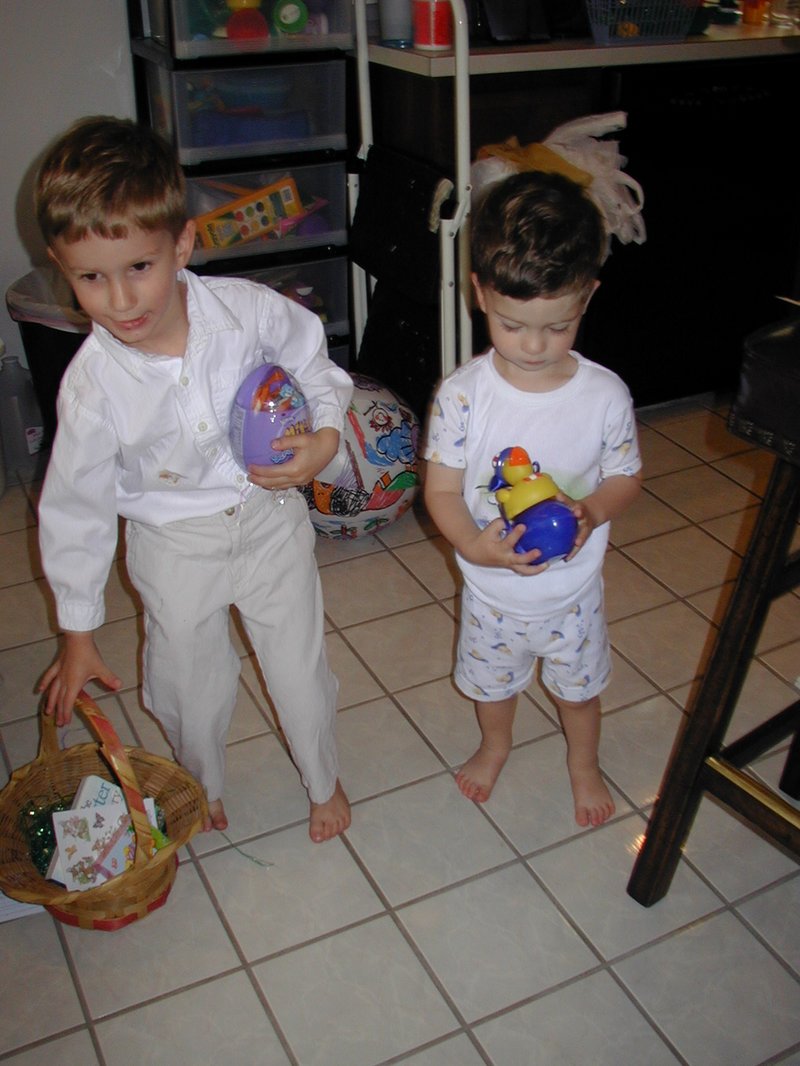 2003/04(April)/Easter/800x600_2003-04-20-Easter-day-09-Chance-Dax.JPG