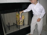 2003-04-20-Easter-day-02-Chance-found-basket.JPG