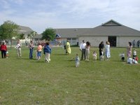 2003-04-20-Easter-day-11-church-hunt.JPG