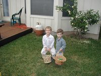2003-04-20-Easter-day-35-home-hunt-Chance-Dax.JPG