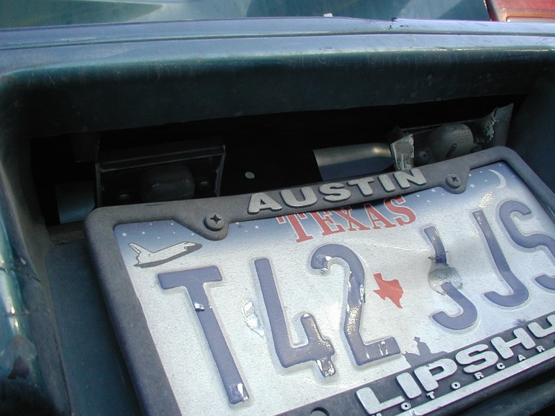 2003/04(April)/James-Car/800x600_P4080050.JPG
