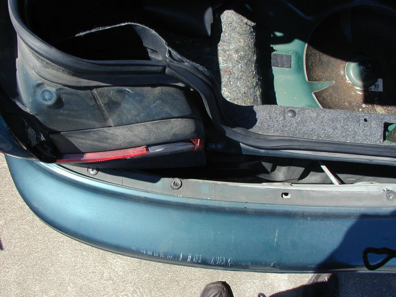 2003/04(April)/James-Car/800x600_P4120050.JPG