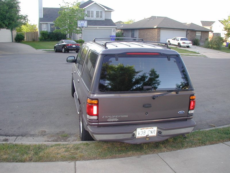2003/04(April)/Misc/800x600_2003-04-16-Explorer-Forsale-4.JPG