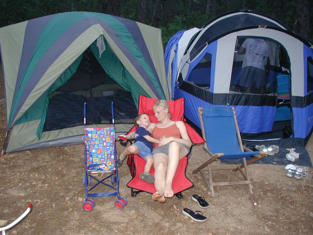 2003/05(May)/Camping/1024x768_2003-05-03-Camping-Bastrop-6-Janelle-Chance.JPG
