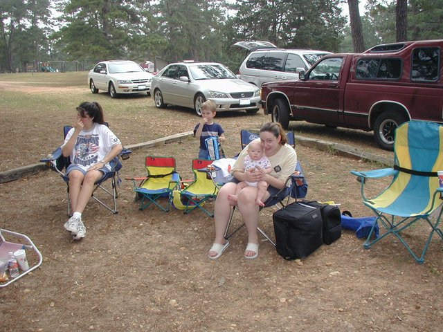 2003/05(May)/Camping/640x480_2003-05-03-Camping-Bastrop-3-Suzi-Chance-Marci-Zeyda.JPG