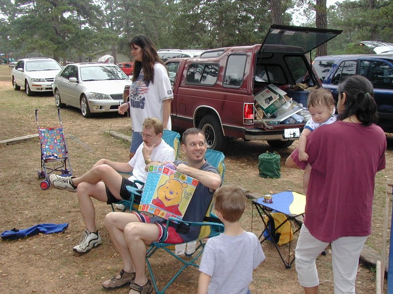 2003/05(May)/Camping/800x600_2003-05-04-Camping-Bastrop-06-Kiffin-Doug-Kevin-Chance-Sachin.JPG