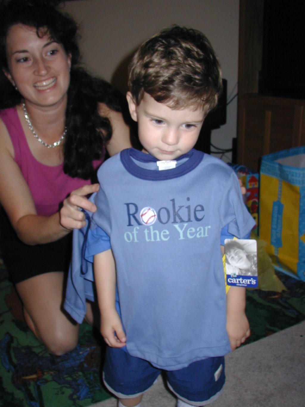 2003-05-07-Dax-Bday-34-GattiTown-rookie-of-the-year.JPG