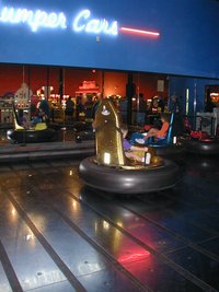 2003-05-07-Dax-Bday-15-GattiTown.JPG