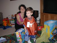 2003-05-07-Dax-Bday-33-GattiTown-longhorn-shirt.JPG