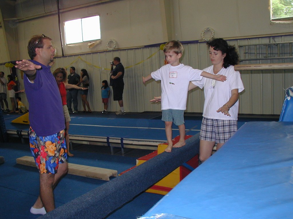 2003-05-10-Chance-Gymnastics-show-16.JPG