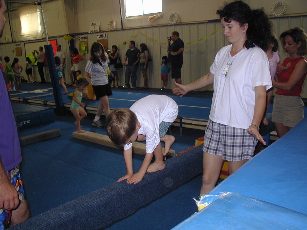 2003-05-10-Chance-Gymnastics-show-18.JPG
