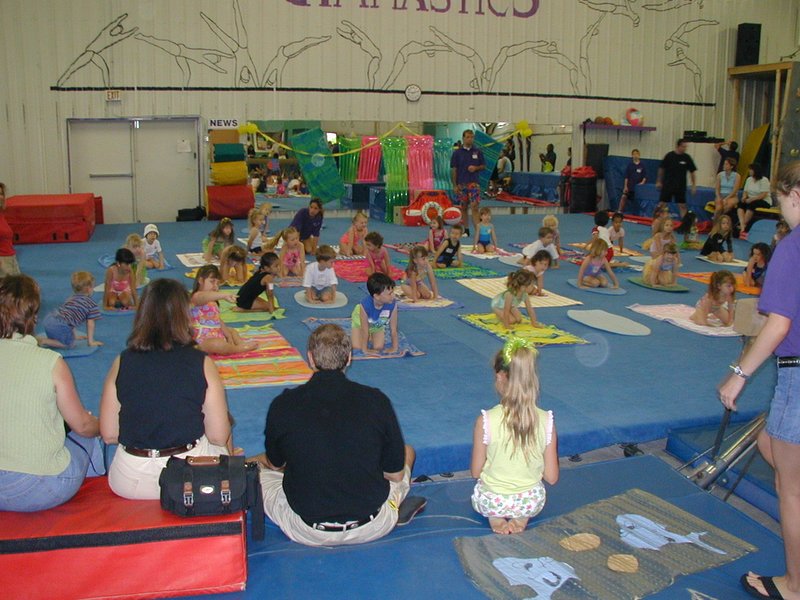 2003-05-10-Chance-Gymnastics-show-03.JPG