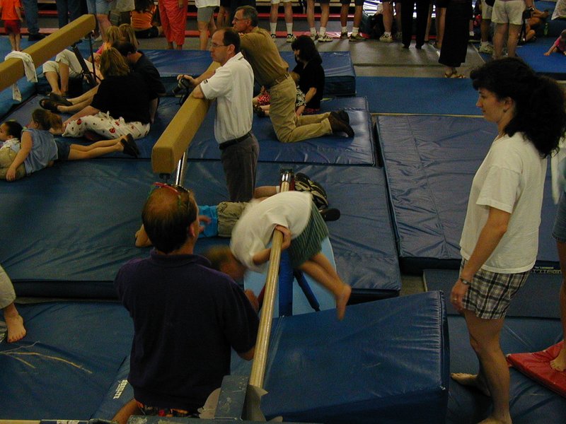 2003-05-10-Chance-Gymnastics-show-10.JPG