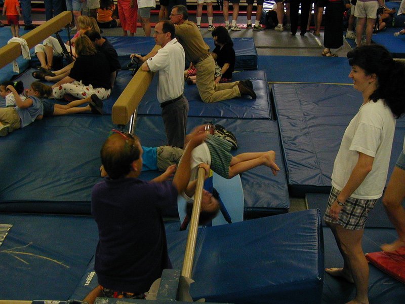 2003-05-10-Chance-Gymnastics-show-11.JPG