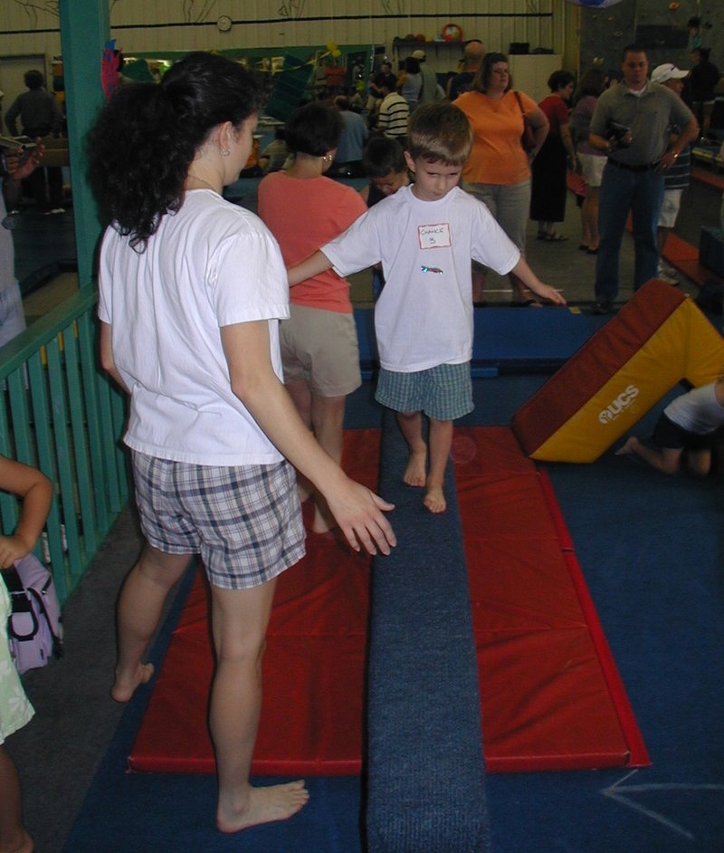 2003-05-10-Chance-Gymnastics-show-22.JPG