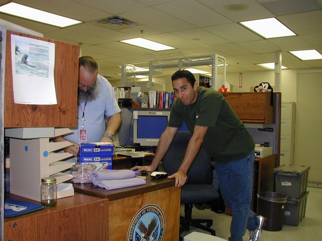 2003/05(May)/Haircuts/2003-05-08-Haircut-01-Mark-Larry.JPG