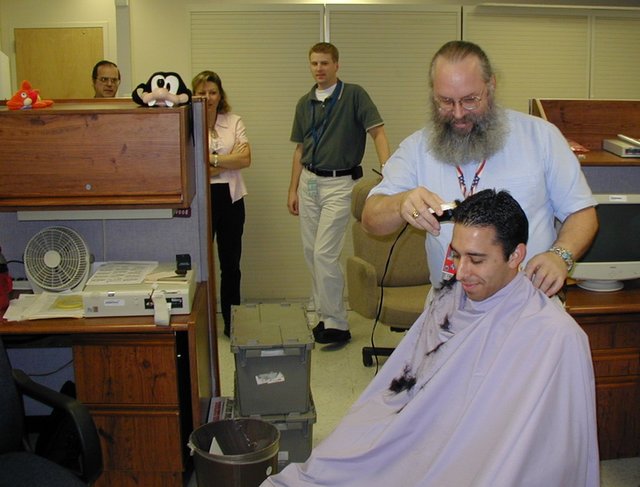 2003-05-08-Haircut-04-Mark.JPG