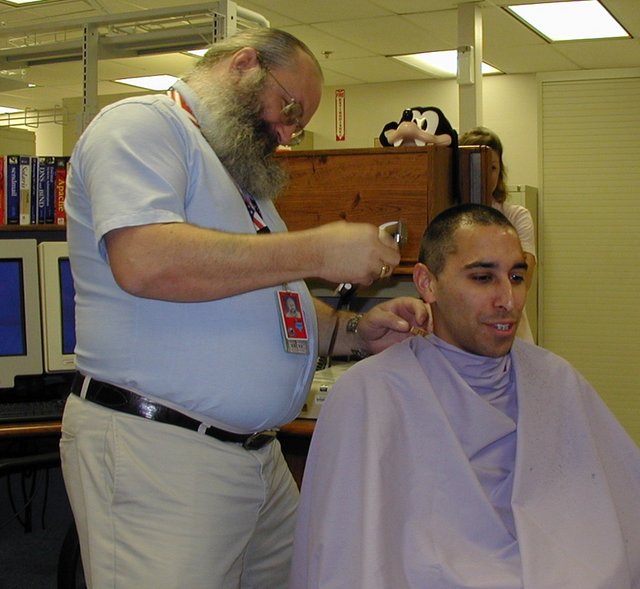 2003-05-08-Haircut-14-Mark-Larry.JPG