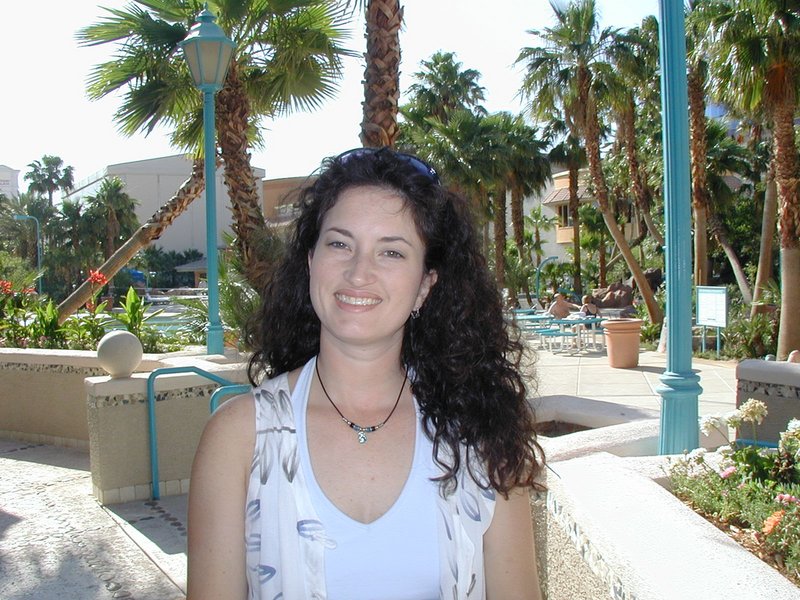 2003-05-30-Las-Vegas-02-Suzi.JPG