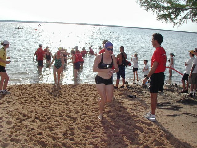 2003-06-08-Danskin-08-Suzi-finishing-swim.JPG