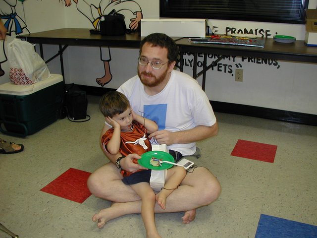 2003/10(October)/Chance-Kalyani-bday/640x480_2003-10-05-Chance-Bday-41-Little-Gym.JPG