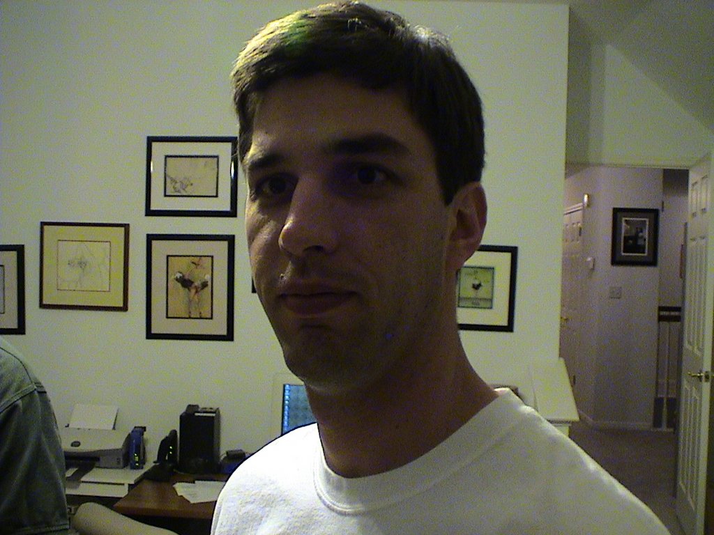 2003/10(October)/Misc/1024x768_2003-10-02-Sony-Camcorder-Test-6-Stan.JPG