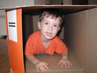 2003-10-09-Dax-in-Box-1.JPG