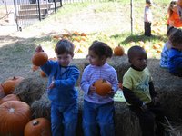 2003-10-27-Pumpkin-Patch-3-Dax.JPG