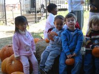 2003-10-27-Pumpkin-Patch-6-Dax.JPG
