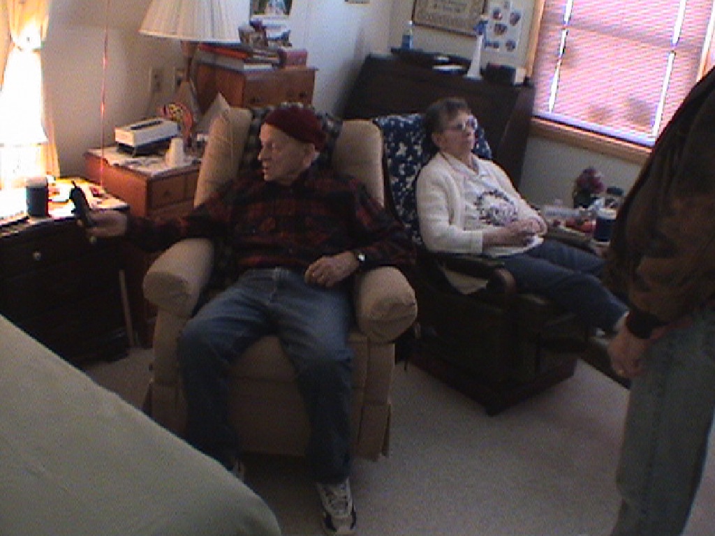 2003-11-08-SD-2-Goodbyes-Albert-MaryHelen.JPG