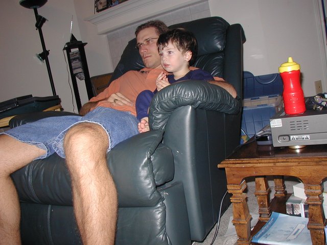 2003/11(November)/ThanksGiving/640x480_2003-11-26-Thanksgiving-09-Travis-Dax.JPG