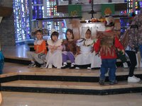 2003-11-21-Thanksgiving-play-03-Chance.JPG