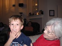 2003-11-26-Thanksgiving-06-Dax-Grammy.JPG