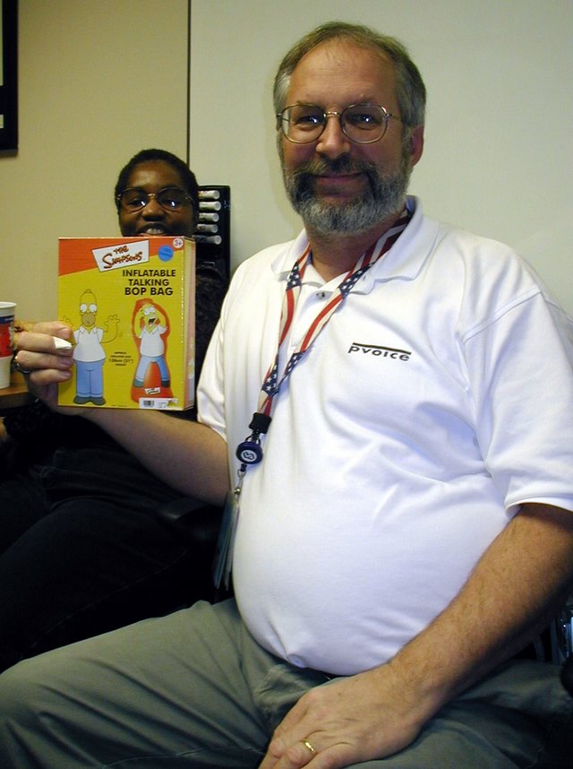 2003-12-18-AAC-Xmas-05-Larry.JPG