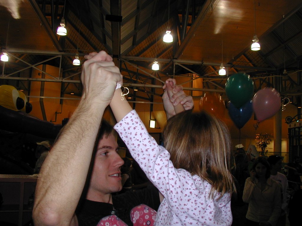 2003-12-13-Aaron-bday-4-Ben-Kalyani.JPG