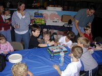 2003-12-13-Aaron-bday-2-cake.JPG