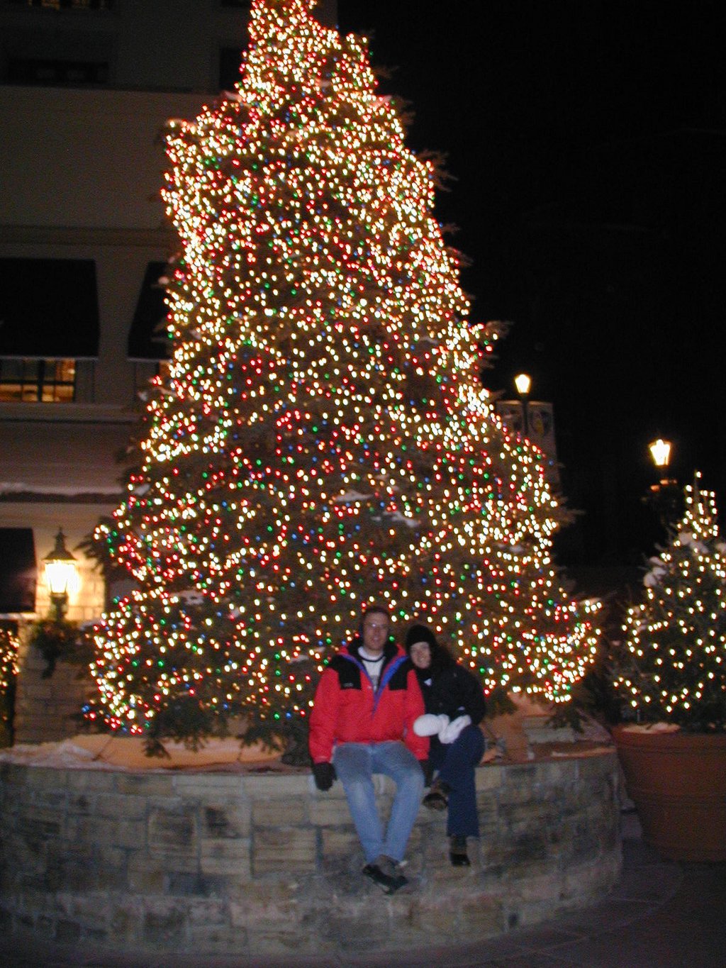 2003-12-19-Beaver-Creek-16-Travis-Suzi.JPG