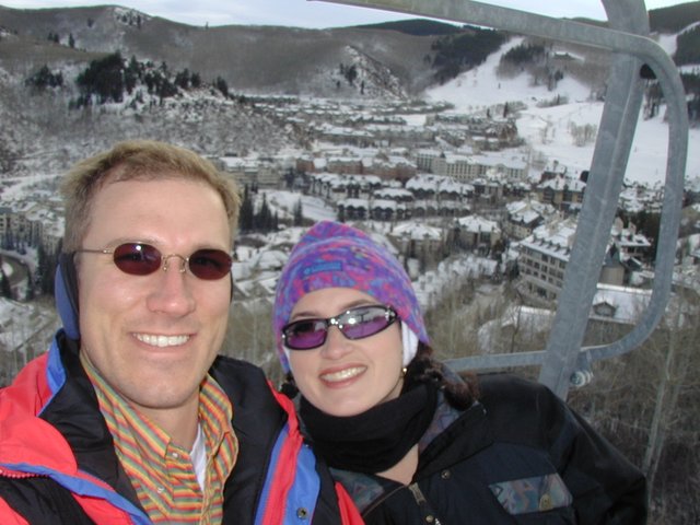 2003-12-20-Beaver-Creek-03-Travis-Suzi.JPG