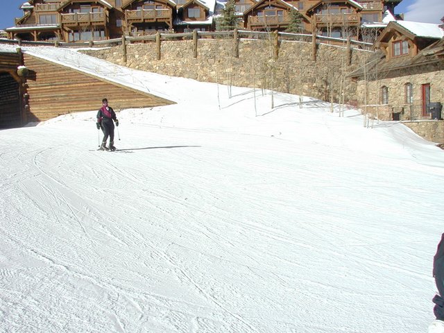 2003-12-20-Beaver-Creek-07-Marci.JPG