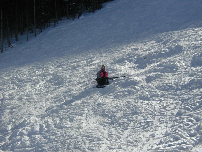 2003-12-19-Beaver-Creek-12-Ren-crashed.JPG