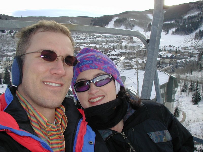 2003-12-20-Beaver-Creek-01-Travis-Suzi.JPG