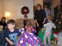 2003-12-24-Xmas-eve-15-Dax-Chance-Kyla-Vale-Janeen-beanbags.JPG