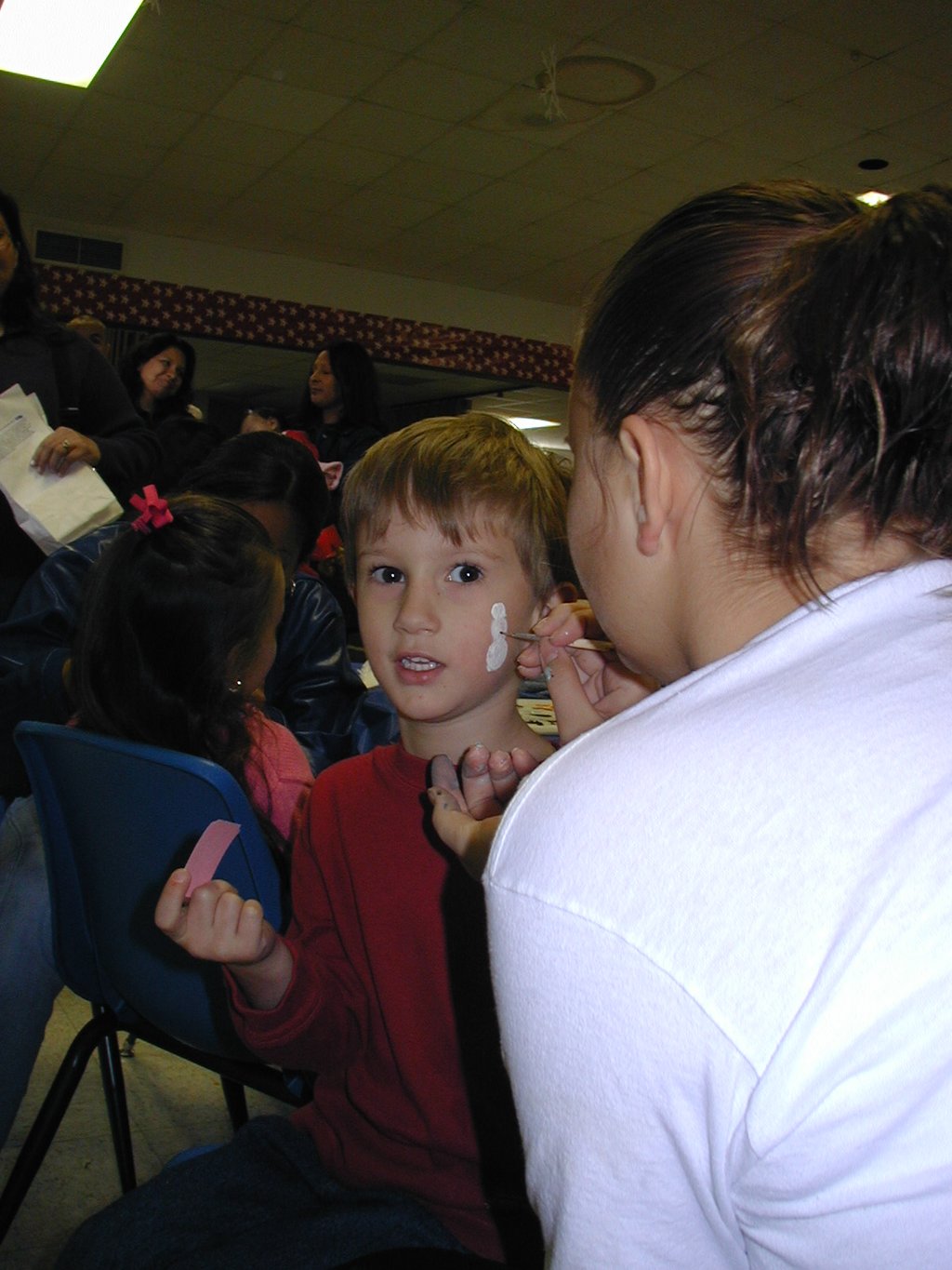 2003/12(December)/Misc/1024x768_2003-12-06-Church-Santa-breakfast-02-Chance-facepaint.JPG